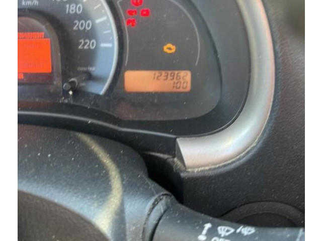 Vstřikovací lišta    Nissan Micra    HR12 