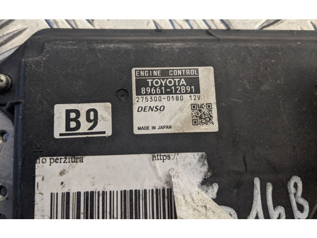 Řídící jednotka 8966102S50   Toyota Auris 150 2006