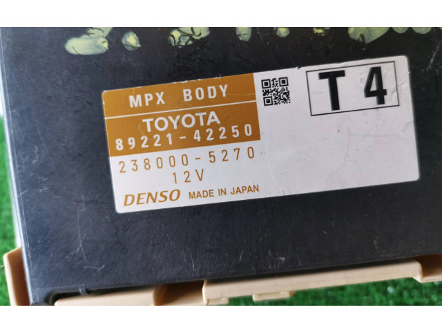   Pojistková skříňka 8273042810, 63585939   Toyota RAV 4 (XA40) 2017