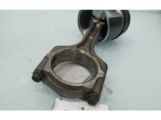 Píst 08090116   Honda Civic    N22A2 
