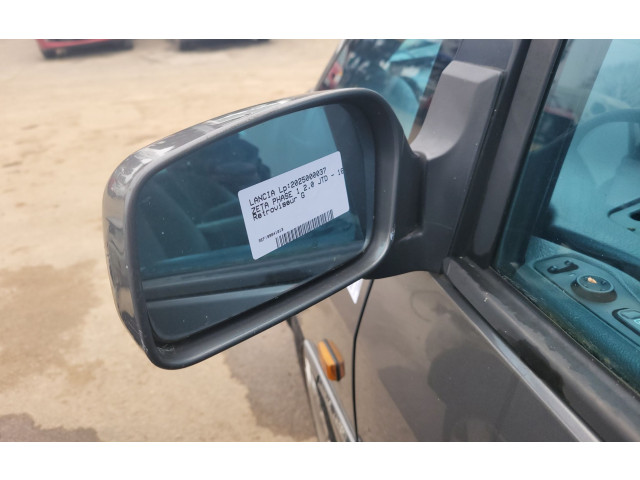 Zpětné zrcátko  Lancia Zeta 1997  1484853077  