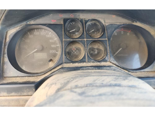 Панель приборов MR576706   Mitsubishi Montero       