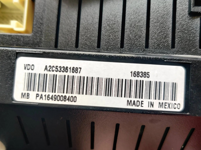 Přístrojová deska  Mercedes-Benz R W251 2011 A2C53361687, PA1649008400  