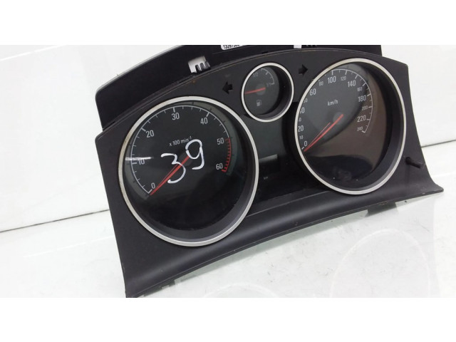 Панель приборов 13267536   Opel Astra H       