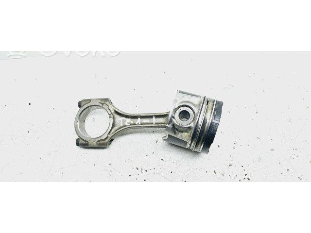 Píst 23580, 7BA   Toyota Corolla Verso AR10  pro naftový motor 2.2 2AD 2ADFHV