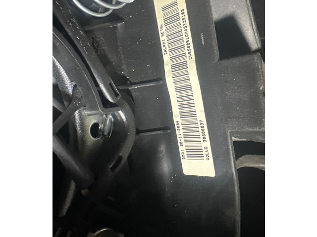 Volant Volvo XC90 2005 14926  