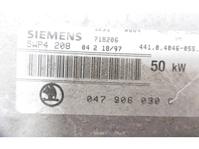 Блок управления двигателем Блок управления 047906030C, 047906030C   Skoda Felicia I