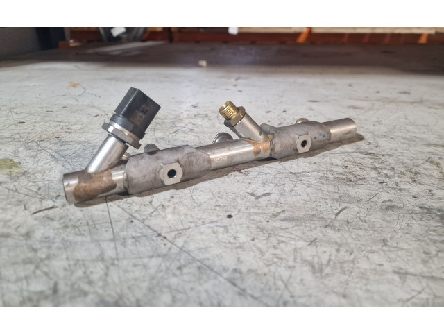 Vstřikovací lišta 06E130089AF   Audi A6 S6 C7 4G     