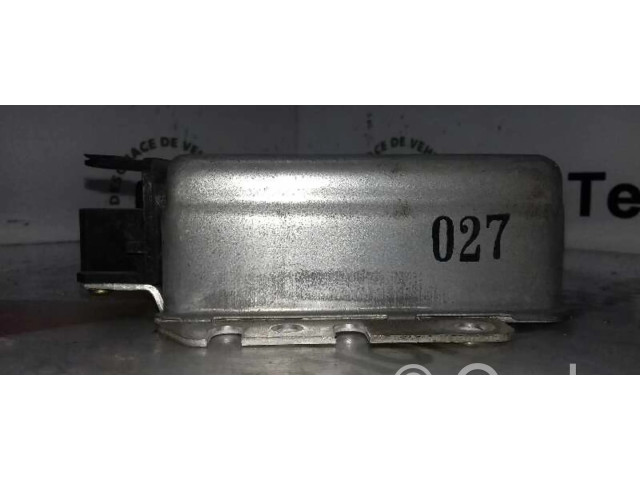 Řídící jednotka 9030930027E, 3911022331   Hyundai Accent 2002