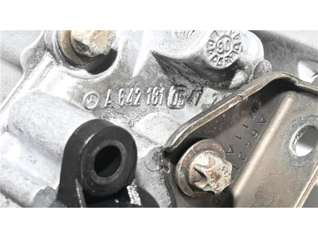 Čerpadlo oleje A6421802001, A6421802001   Mercedes-Benz C W204   OM642.960