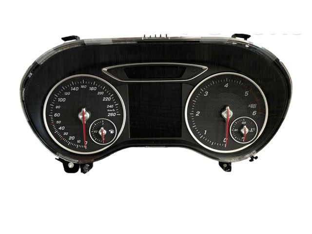 Přístrojová deska  Mercedes-Benz A W176 2018 A1769009304, 0263700467  