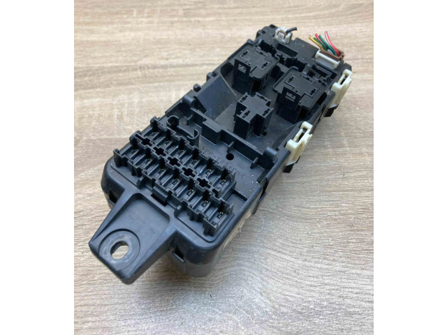 Блок предохранителей 0187972   Mazda 626    