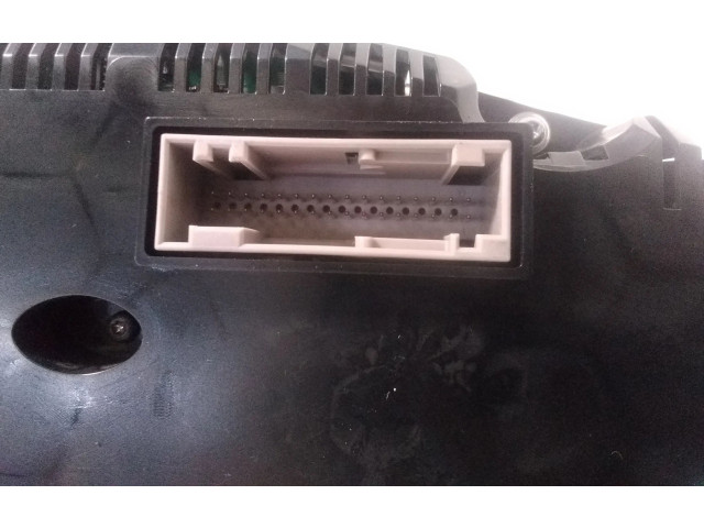 Панель приборов 8R0920981H   Audi Q5 SQ5       