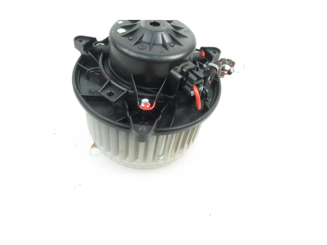 Вентилятор печки    13263281   Opel Meriva B