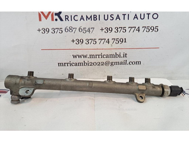 Vstřikovací lišta A6460700395, 646811   Mercedes-Benz C W204     