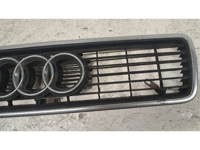 Передняя решётка Audi 80 90 S2 B4 1991-1996 года 8G0853651C      