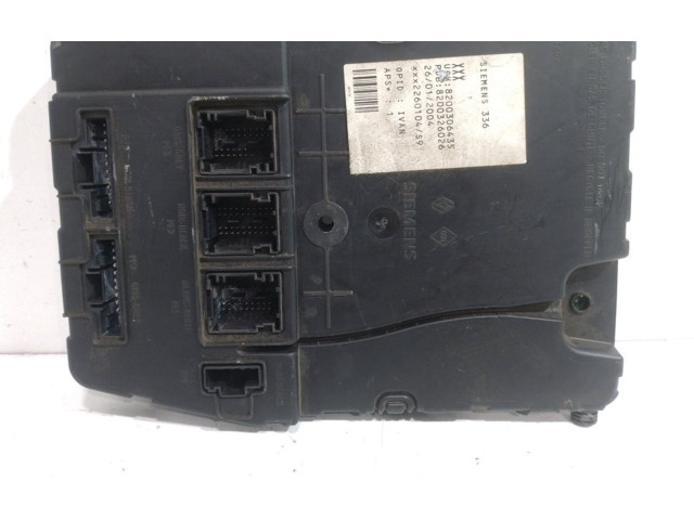 Pojistková skříňka Řídící jednotka BSM 8200306435, S118400320C   Renault Megane II 2004