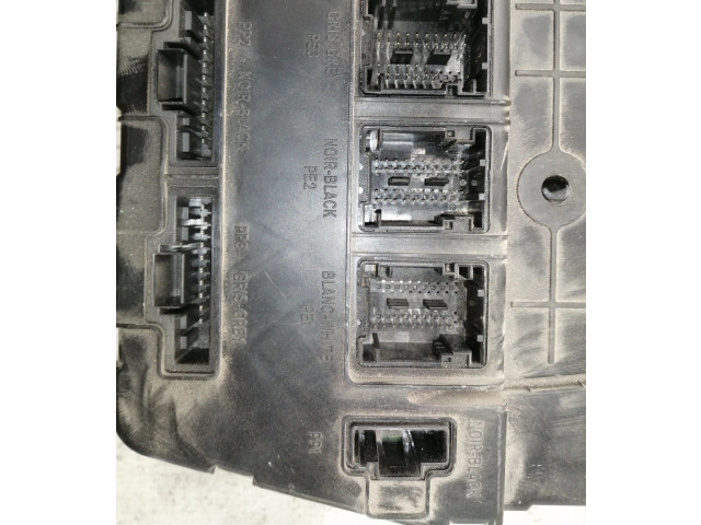 Pojistková skříňka Řídící jednotka BSM 8200306434, S118400220B   Renault Scenic RX 2005