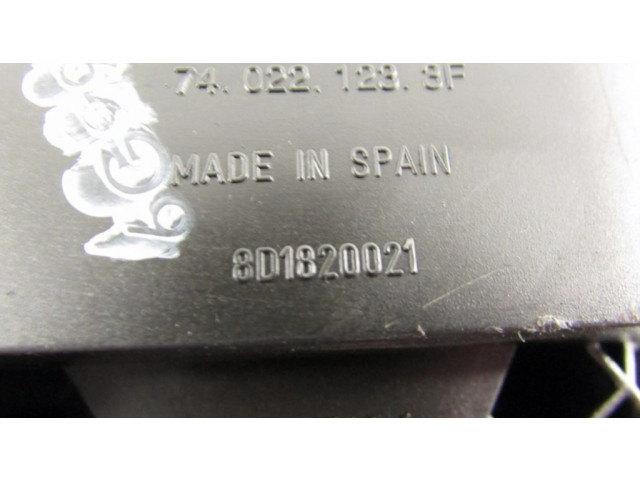 Вентилятор печки    8d1820021   Audi A4 S4 B5 8D