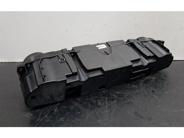 Блок управления климат-контролем 2118300685, A2118300685   Mercedes-Benz E W211