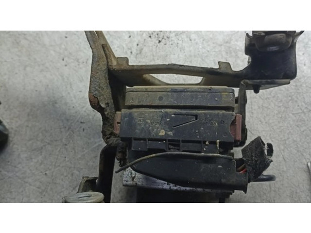 Jednotka ABS 13157575   Opel Astra H 2009