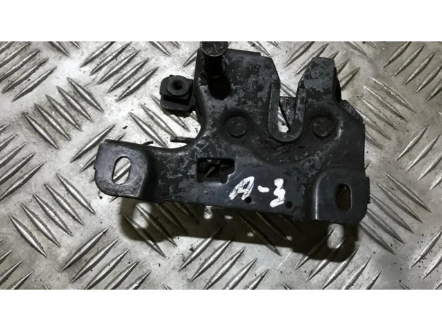 Замок капота 8l0823509   Audi A3 S3 8L