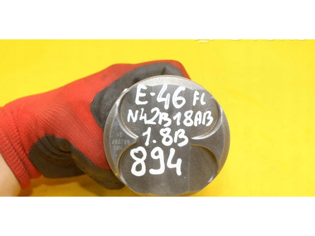 Píst 7658404   BMW 3 E36     