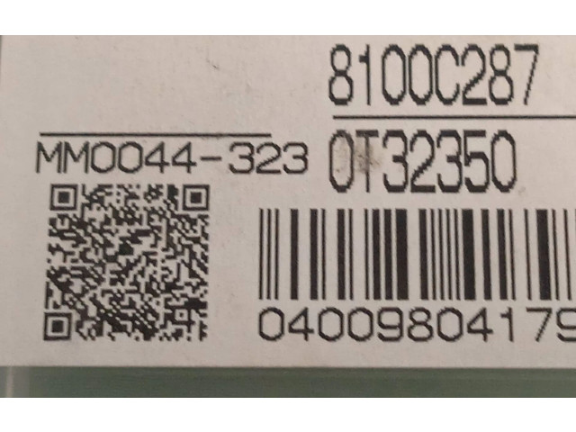 Přístrojová deska  Mitsubishi Montero 2007 8100C287  