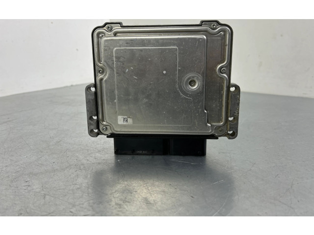 Блок управления двигателя     0281018384, P05150625AC    Jeep Grand Cherokee 