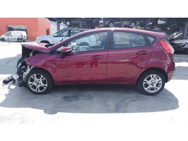 Задний фонарь  1877011    Ford Fiesta   2013-2017 года