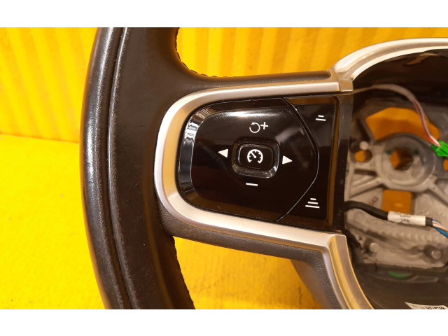 Volant Volvo V60 2020 31407817, 31407817  