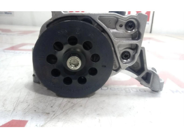 Масляный насос   04L145208H  Seat Leon (5F) 