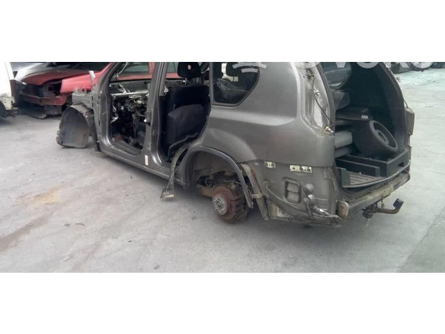 Vstřikovací lišta 25260JG44A   Nissan X-Trail T31     