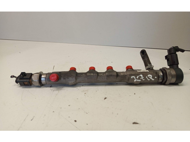 Vstřikovací lišta 03L089N, 057130764AB   Volkswagen PASSAT B7    CFFB 