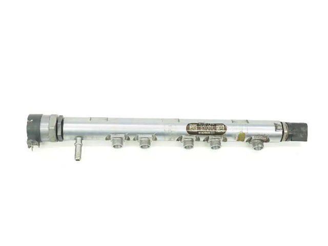 Vstřikovací lišta 13537800601   BMW 1 F20 F21  pro naftový motor 2.0  