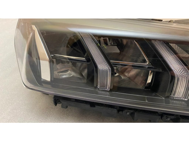 Přední světlo pravé J92102G2230, 92101G2200   Hyundai Ioniq 2021