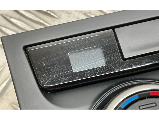 Блок управления климат-контролем 3V0907044AQ, 3V0820075   Skoda Superb B8 (3V)