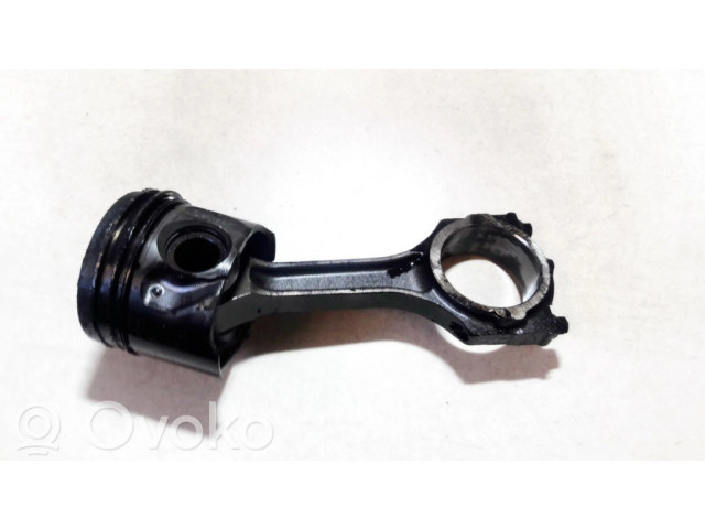 Píst h268x   Ford Mondeo Mk III  pro naftový motor 2.0  