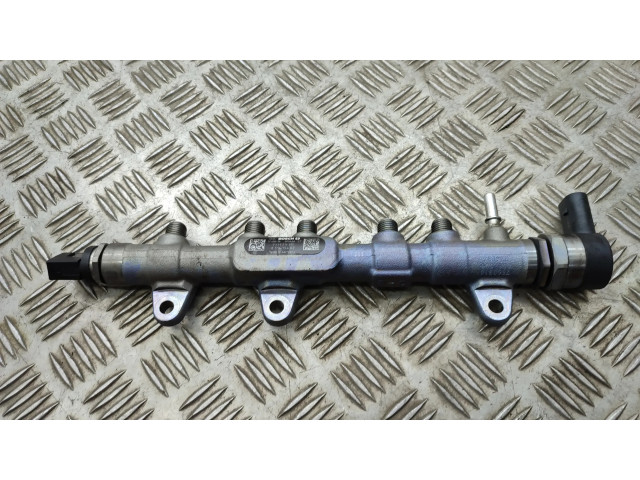 Vstřikovač 851415402, 8514148   BMW 2 F45  pro naftový motor 2.0 B47c20a 