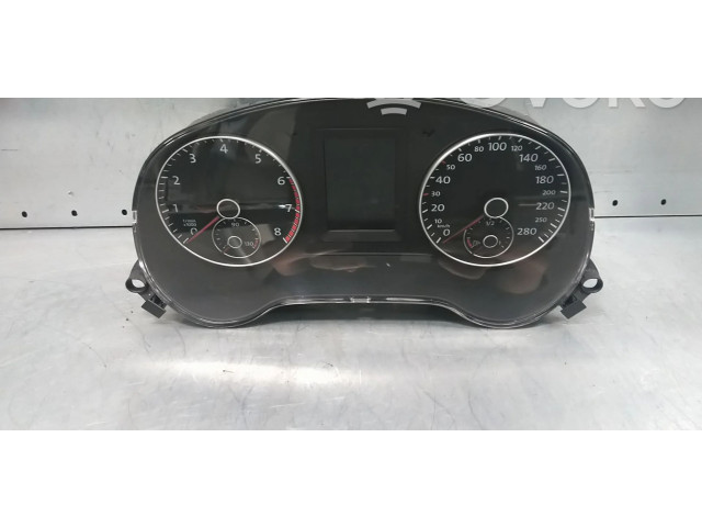 Přístrojová deska  Volkswagen Jetta VI 2011 5C6920870  
