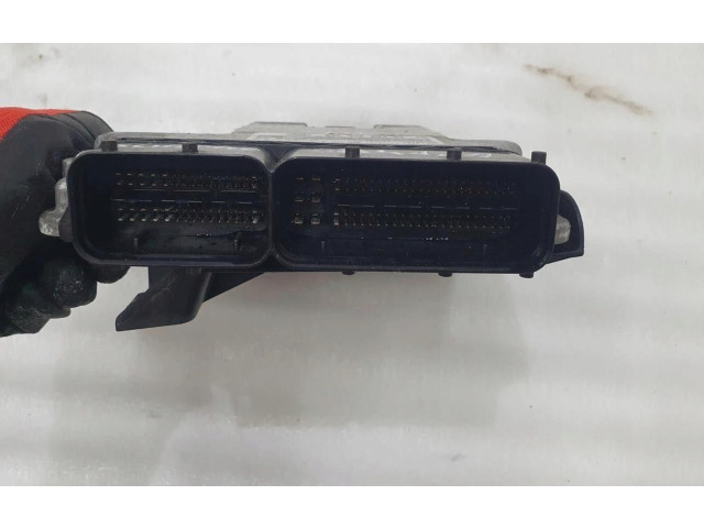 Блок управления двигателем Блок управления 03C906027AT   Volkswagen Scirocco