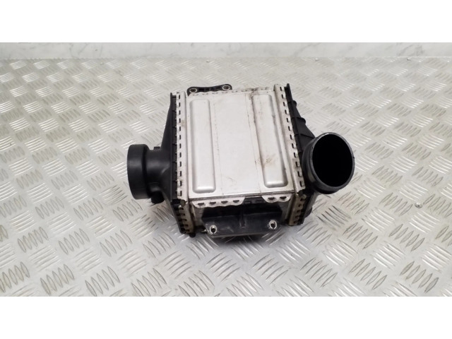 Интеркулер  A6510901800   Mercedes-Benz C W205 2.1