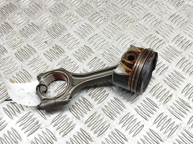  Поршень B48 A20 A 9488343, 8662616  BMW 2 F44 для бензинового двигателя 2.0