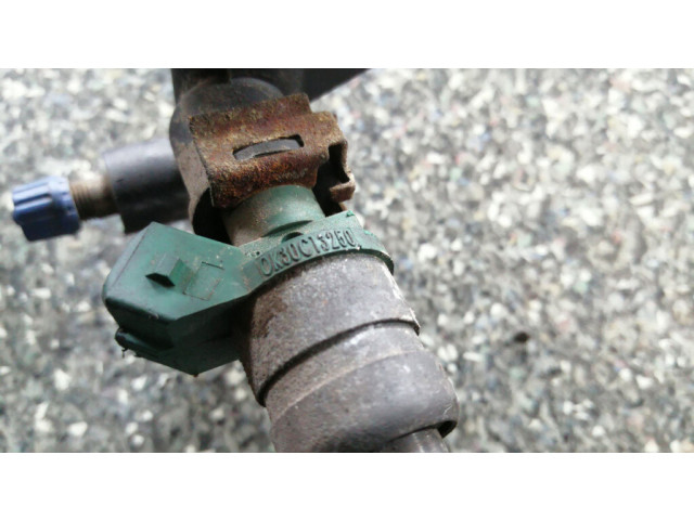 Комплект форсунок 0K30C13150, 0K30C13250    KIA Rio для бензинового двигателя  1.4