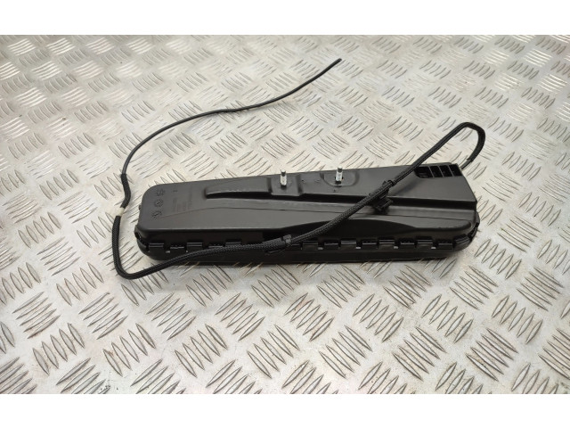 Подушка безопасности в сиденье AV11R611D10AE   Ford B-MAX