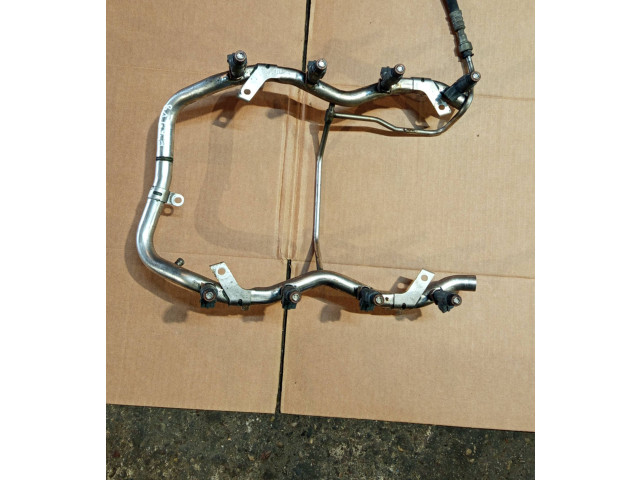 Vstřikovací lišta 1432530, 1707843   BMW 5 E39     