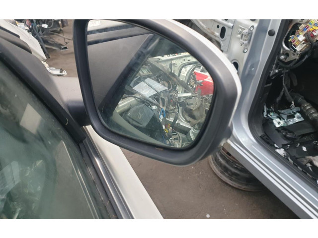 Zpětné zrcátko  Renault Megane IV 2020  REBATIVEL  