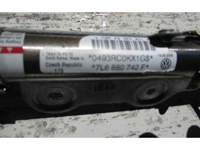 Подушка безопасности двери 7L6880742F   Volkswagen Touareg I
