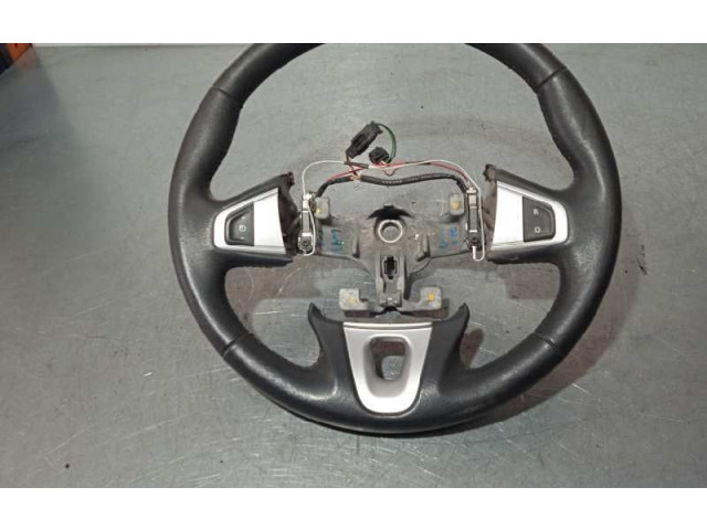 Volant Renault Megane III 2012 484307102R, 3RADIOS  