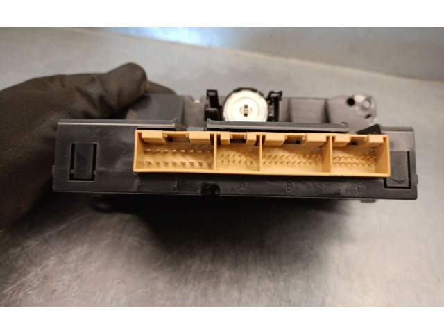 Блок управления климат-контролем 8N0820043A, 5HB00799401HELLA   Audi TT Mk1